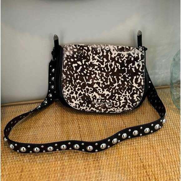 Michael Kors Hayes Large Messenger Bag/crossbody purse - Black - Picture 1 of 13